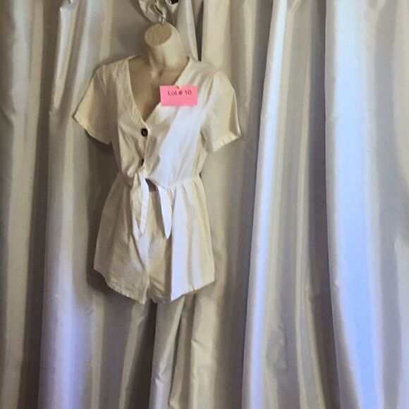 NWOT shorts jumpsuit in whit linen look material in size small by SHEIN - Picture 1 of 11